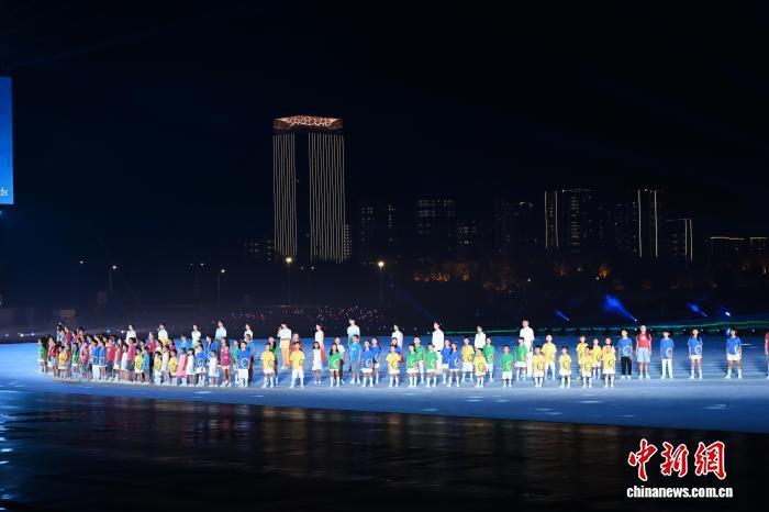 大利博洛尼, 吉布小龙是, bt 大利博洛尼, 吉布小龙是, bt