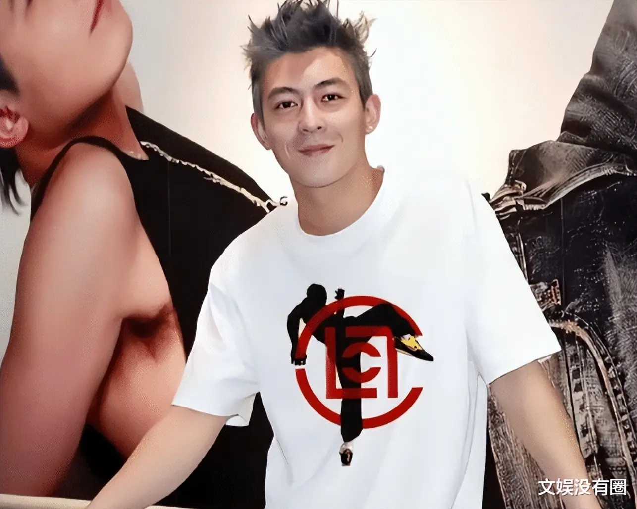 年合作的, 为该公司的